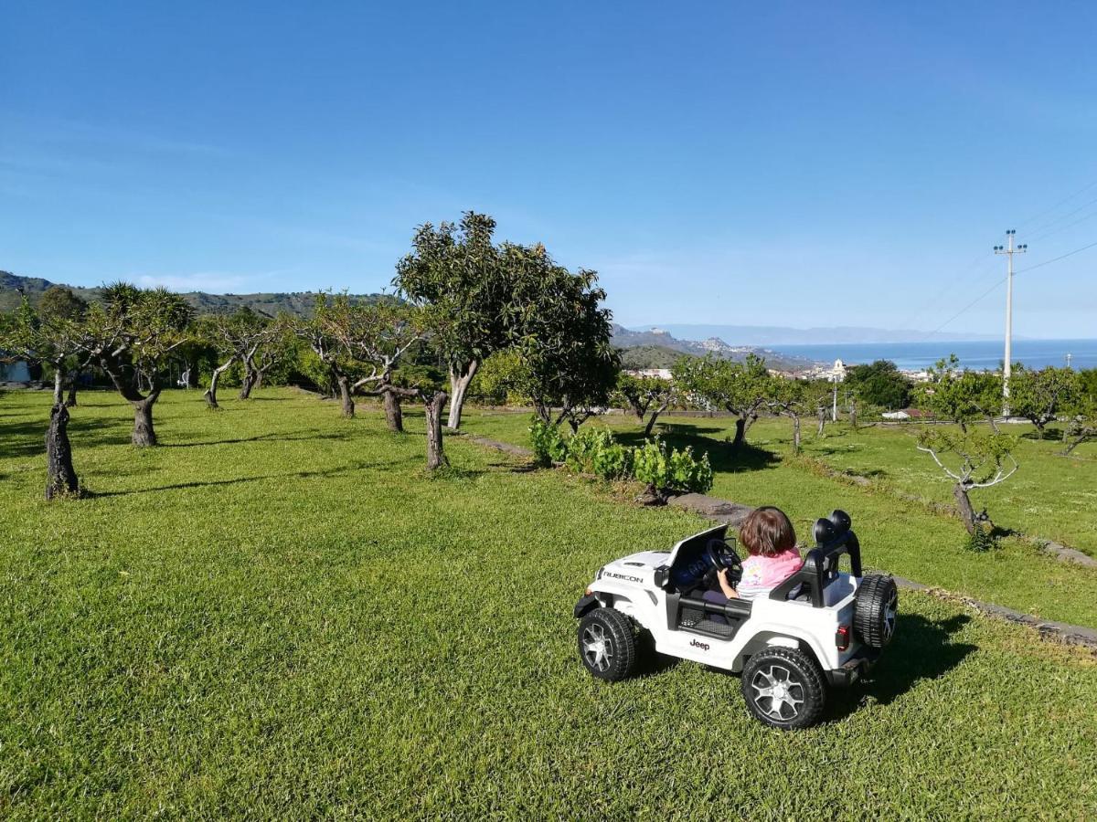 Villa Capogrecale - Piscina Riscaldata Piedimonte Etneo Dış mekan fotoğraf