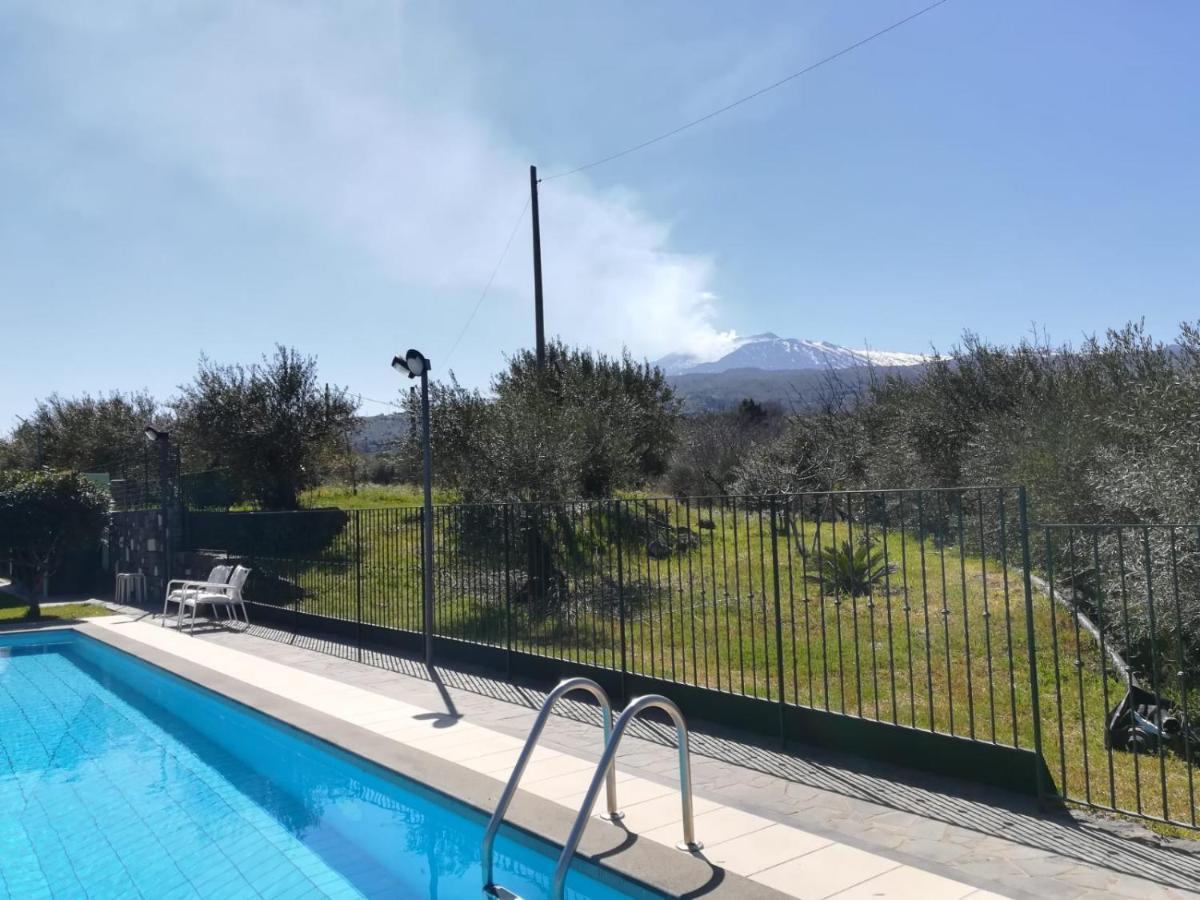 Villa Capogrecale - Piscina Riscaldata Piedimonte Etneo Dış mekan fotoğraf