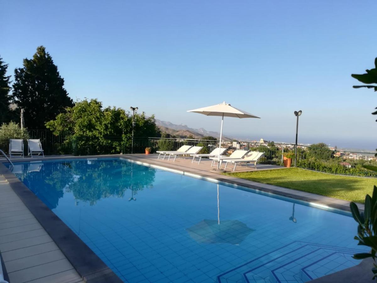 Villa Capogrecale - Piscina Riscaldata Piedimonte Etneo Dış mekan fotoğraf