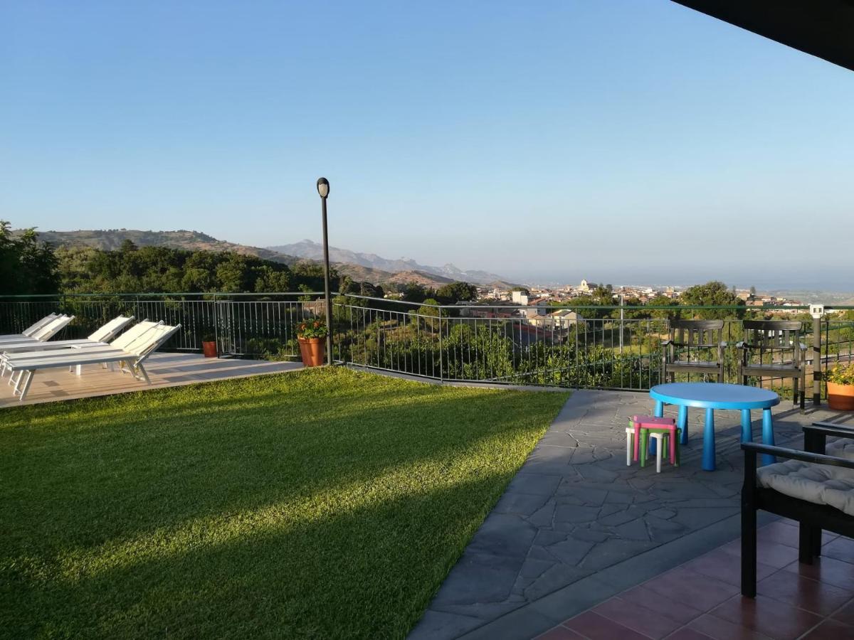Villa Capogrecale - Piscina Riscaldata Piedimonte Etneo Dış mekan fotoğraf