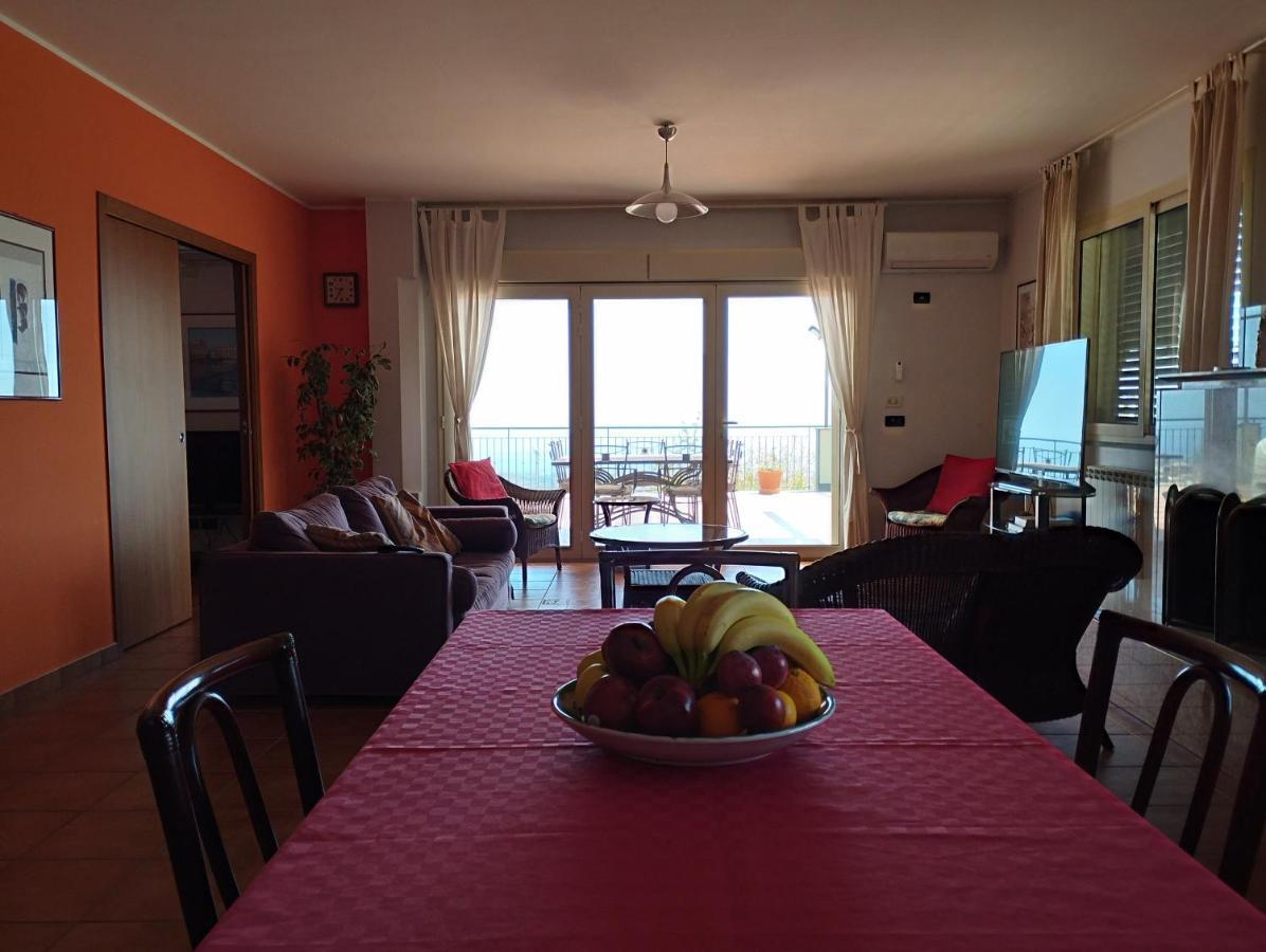Villa Capogrecale - Piscina Riscaldata Piedimonte Etneo Dış mekan fotoğraf