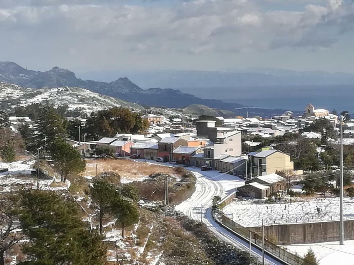 Villa Capogrecale - Piscina Riscaldata Piedimonte Etneo Dış mekan fotoğraf